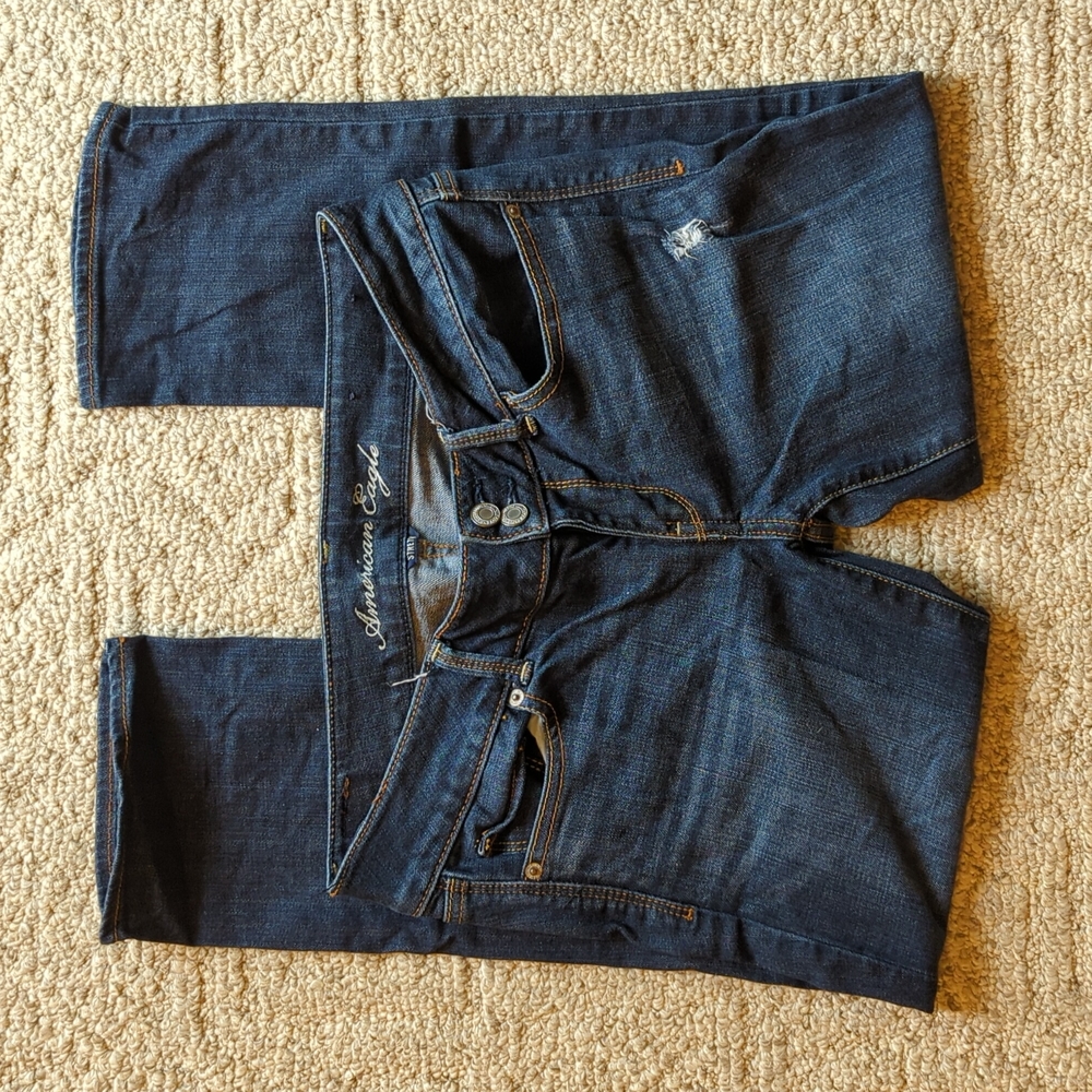American Eagle Artist Stretch size 8 (fits like a size 6) Regular jean capris